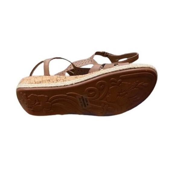 Easy Street “Dorinda” Faux Leather Wedge Sandals in Tan – Size 10 N – New in Box - Picture 7 of 8